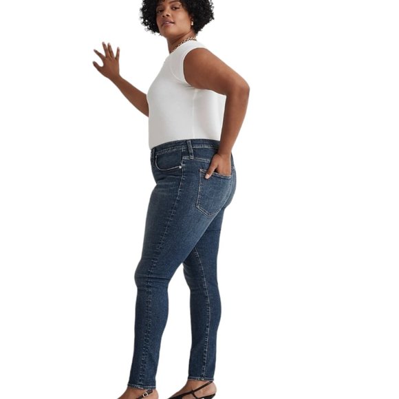 NEW Madewell 9" Mid-Rise Skinny Jeans in Heathfield Wash - Picture 4 of 8